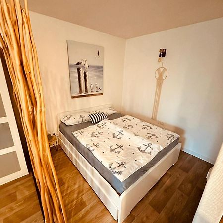 Emily'S Deichbude In Einer Historischen Villa In Dornumersiel Ngoại thất bức ảnh