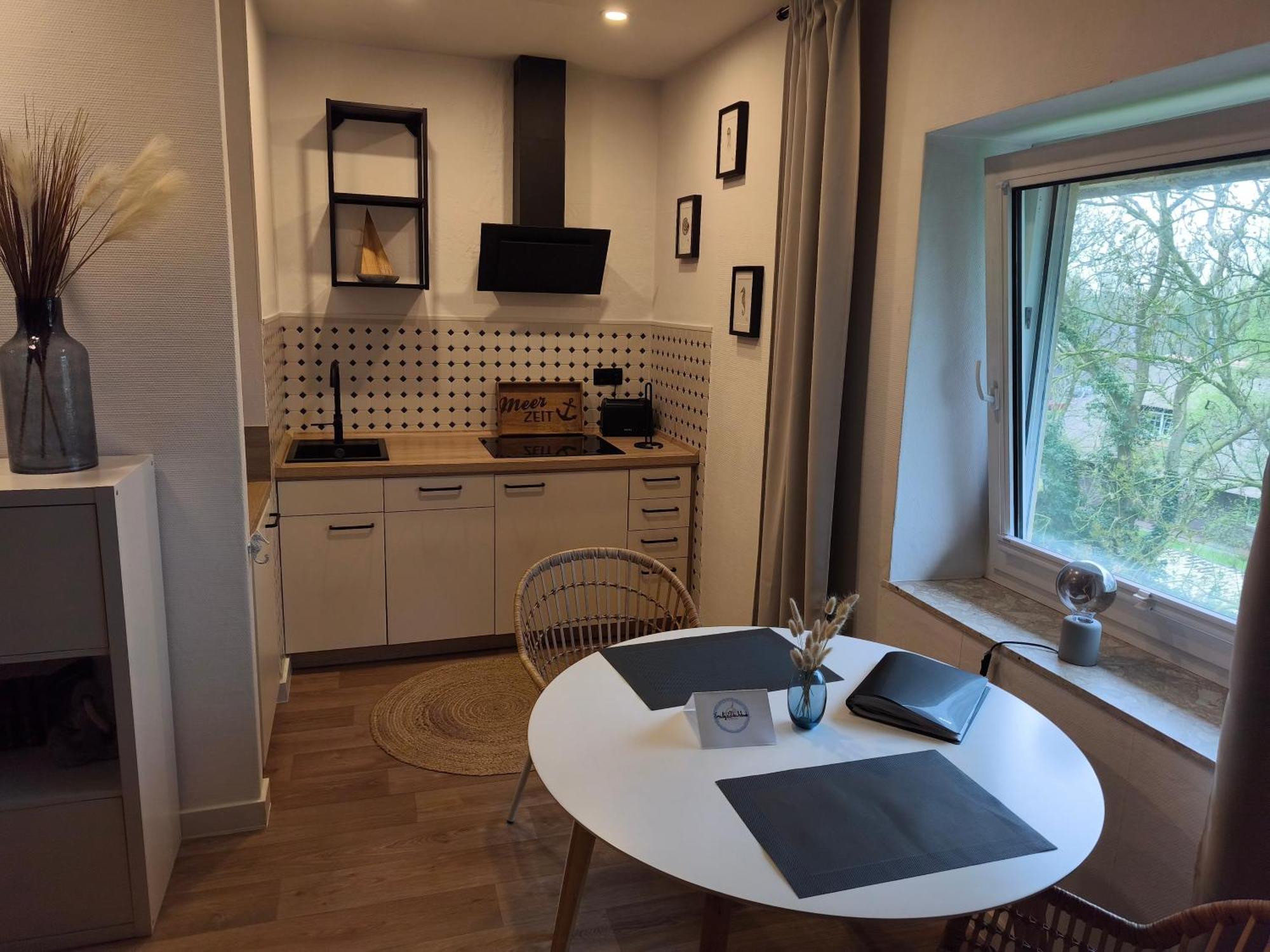 Emily'S Deichbude In Einer Historischen Villa In Dornumersiel Ngoại thất bức ảnh